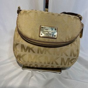 Michael Kors crossbody‎ purse